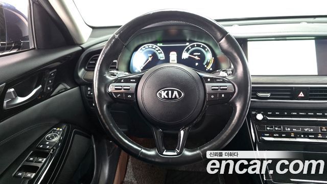 Kia K7 2020 — photo 12