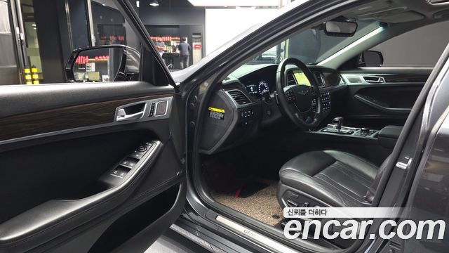Genesis G80 2017 — photo 13