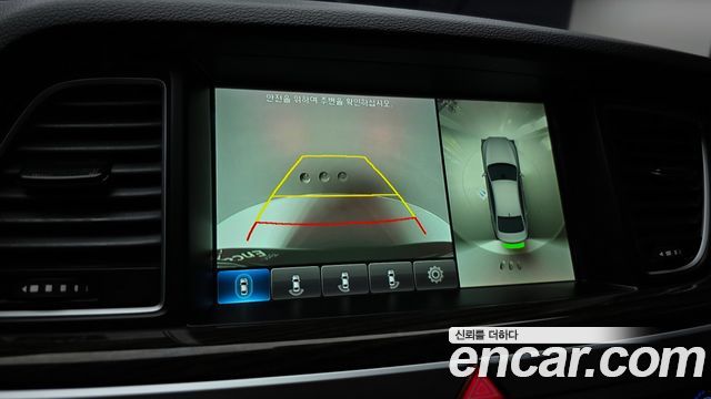 Genesis G80 2017 — photo 22