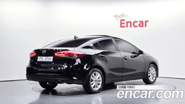 Kia K3 2017 — photo 2