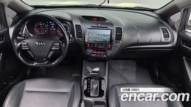 Kia K3 2017 — photo 7