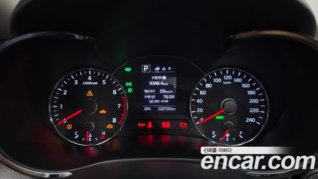 Kia K3 2017 — photo 8