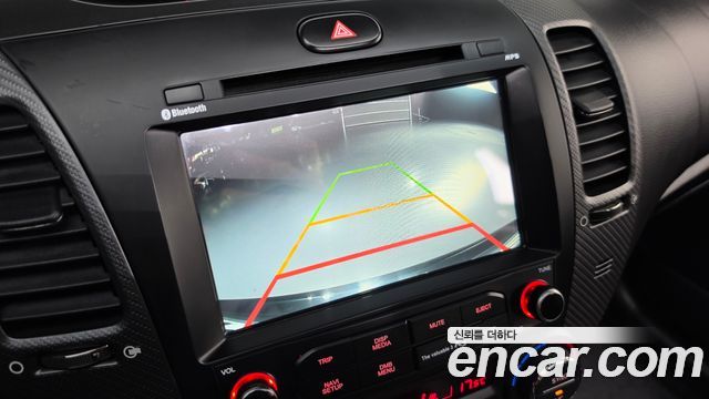 Kia K3 2017 — photo 14