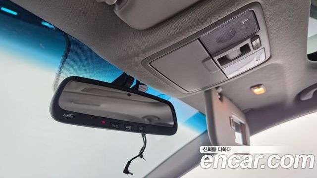Kia K3 2017 — photo 19