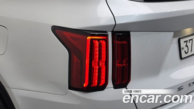 Kia Sorento 2021 — photo 8