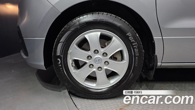Hyundai Starex 2019 — photo 5
