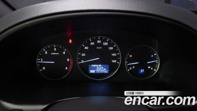 Hyundai Starex 2019 — photo 8