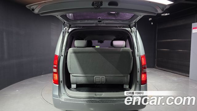 Hyundai Starex 2019 — photo 20