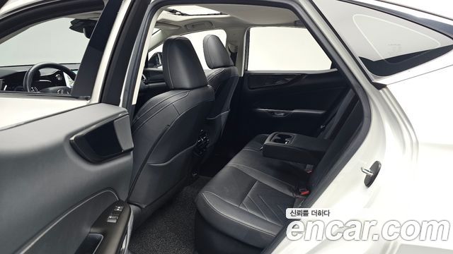 Lexus NX 2022 — photo 17