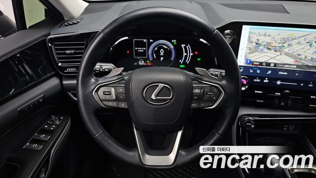 Lexus NX 2022 — photo 19