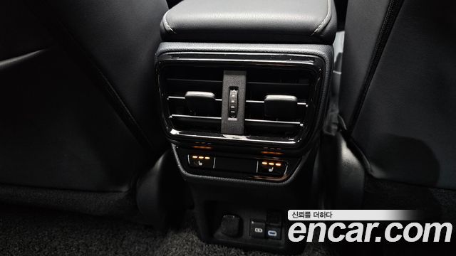 Lexus NX 2022 — photo 25