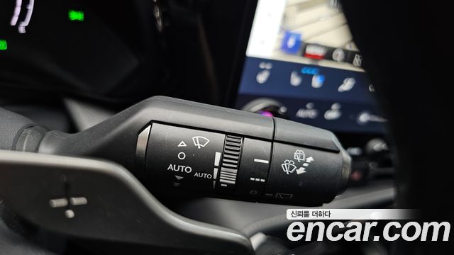 Lexus NX 2022 — photo 33