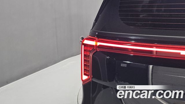 Kia Canival 2024 — photo 9