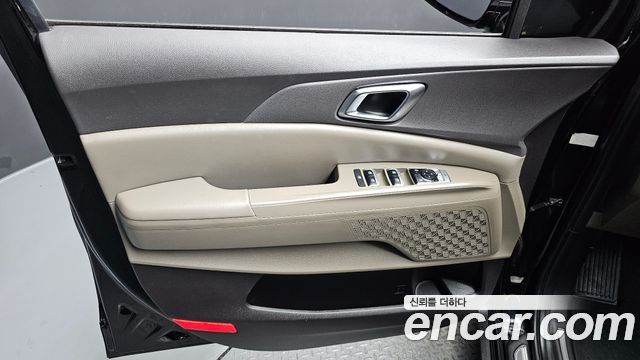 Kia Canival 2024 — photo 14