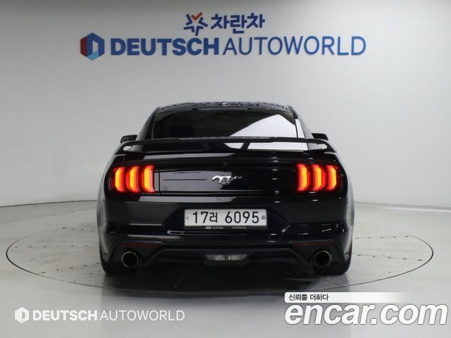 Ford Mustang 2019 — photo 4