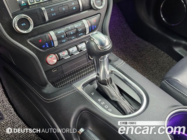 Ford Mustang 2019 — photo 9