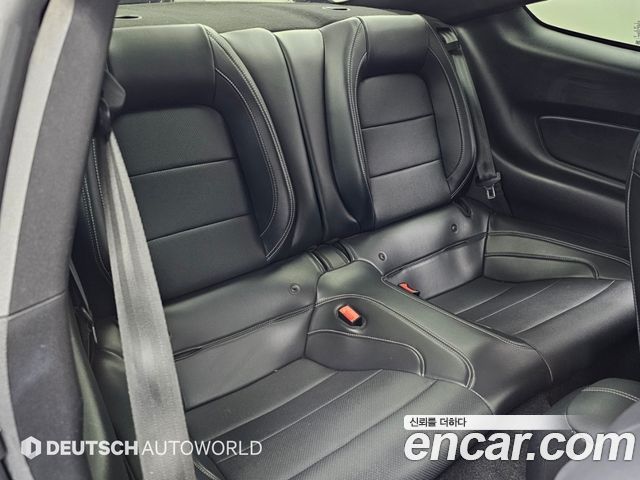Ford Mustang 2019 — photo 12
