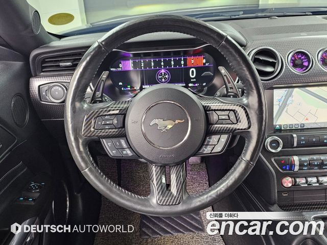 Ford Mustang 2019 — photo 13