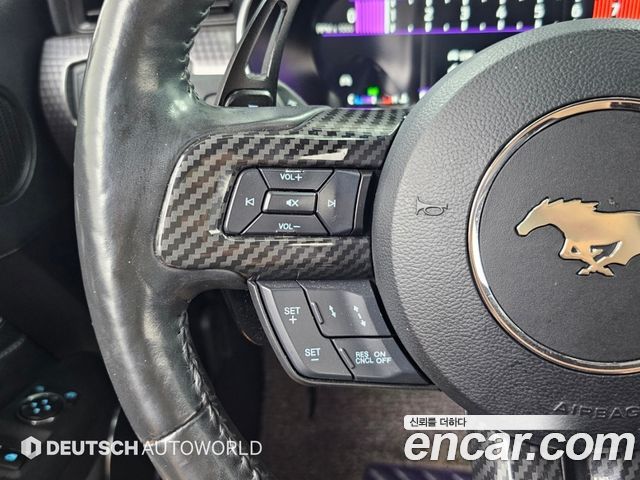 Ford Mustang 2019 — photo 16