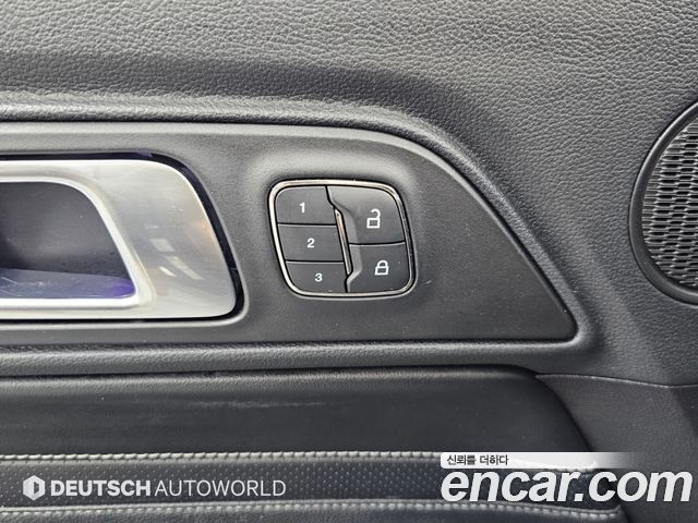 Ford Mustang 2019 — photo 18