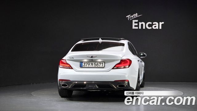 Genesis G70 2019 — photo 4