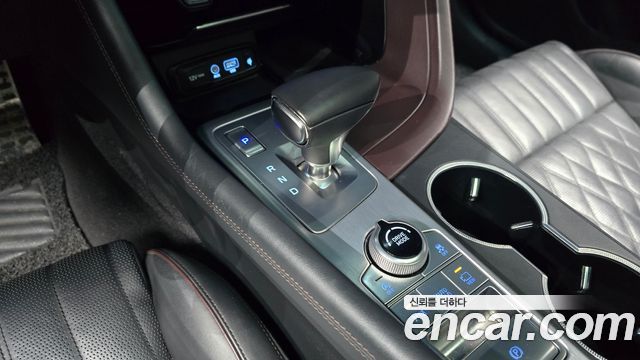 Genesis G70 2019 — photo 12