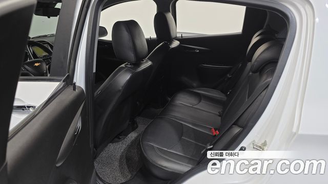 Chevrolet Korea Spark 2018 — photo 12