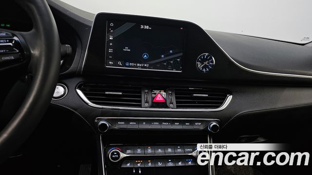 Hyundai Grandeur 2018 — photo 16