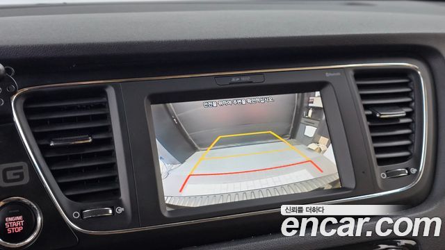 Kia Canival 2020 — photo 20