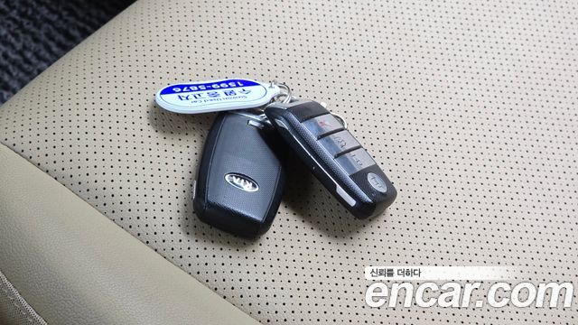 Kia Canival 2020 — photo 21