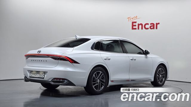 Hyundai Grandeur 2022 — photo 2