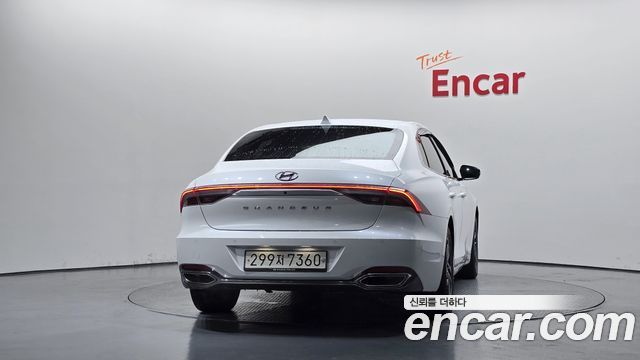 Hyundai Grandeur 2022 — photo 4