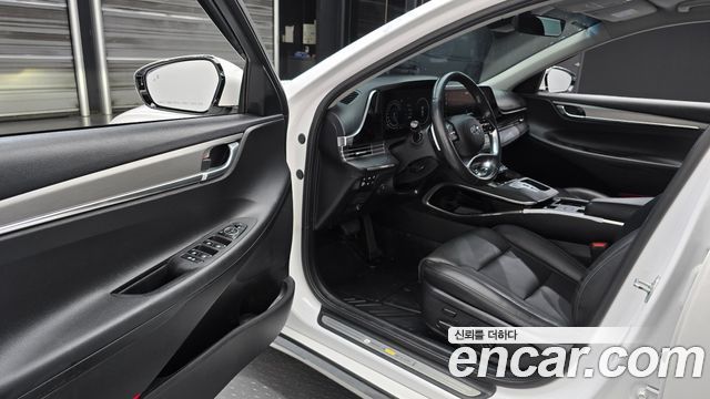 Hyundai Grandeur 2022 — photo 10