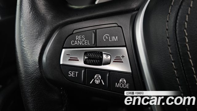 BMW X5 2022 — photo 17