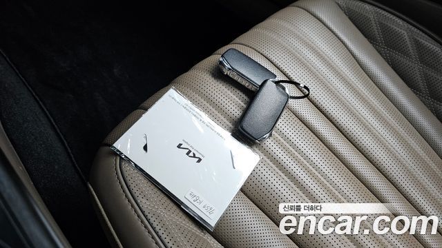 Kia K8 2022 — photo 16