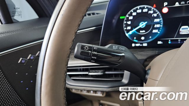 Kia K8 2022 — photo 32