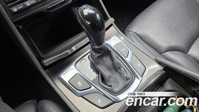 Hyundai Grandeur 2015 — photo 9