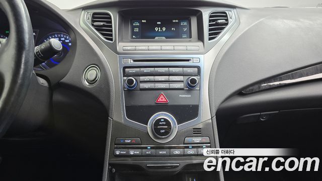 Hyundai Grandeur 2015 — photo 12