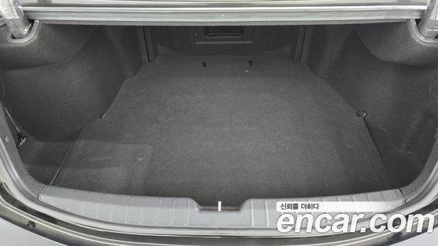 Hyundai Grandeur 2015 — photo 16