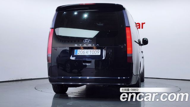Hyundai Staria 2024 — photo 4