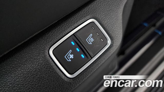 Hyundai Staria 2024 — photo 18