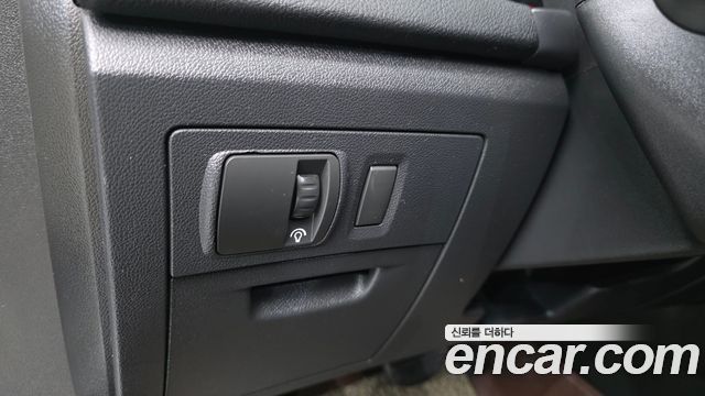 Renault Korea SM5  2017 — photo 12