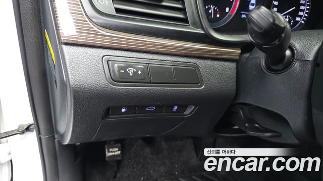 Hyundai Sonata 2019 — photo 25
