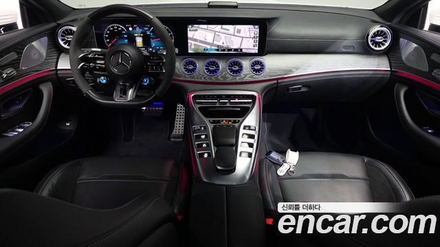 Mercedes-Benz AMG GT 2023 — photo 10