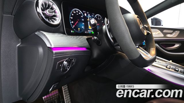 Mercedes-Benz AMG GT 2023 — photo 29