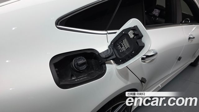Mercedes-Benz AMG GT 2023 — photo 41