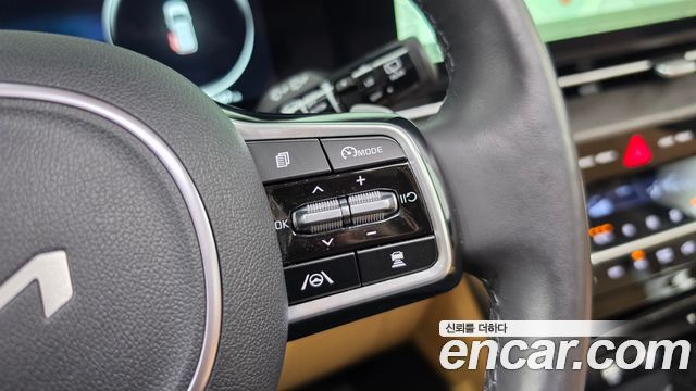 Kia Canival 2023 — photo 15