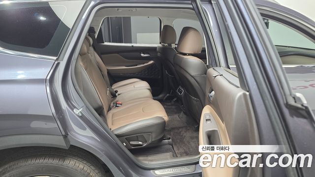 Hyundai Santafe 2021 — photo 12