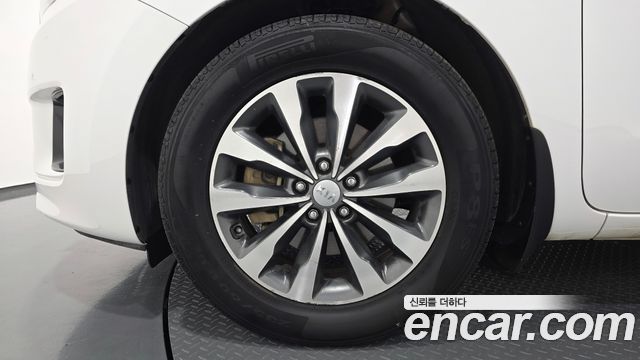 Kia Canival 2018 — photo 5