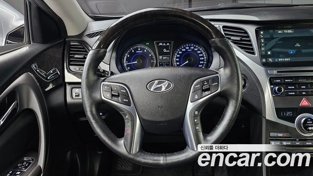 Hyundai Grandeur 2016 — photo 13